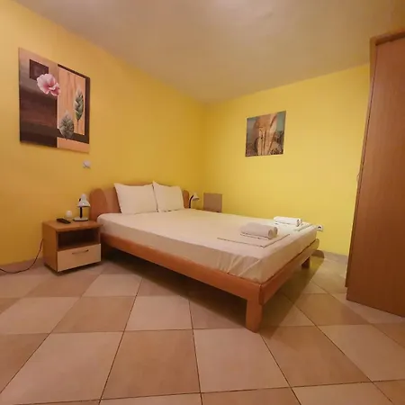 Apartments Srzentic Petrovac Exterior photo
