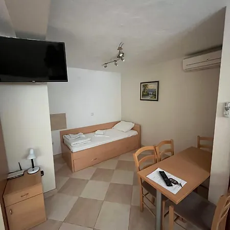 Apartments Srzentic Petrovac Exterior photo