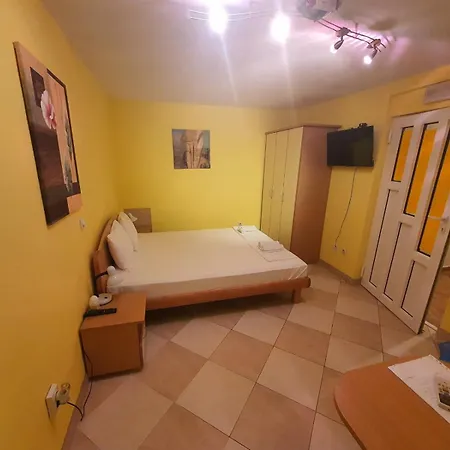 Apartments Srzentic Petrovac Exterior photo