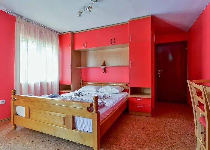 Apartments Srzentic
