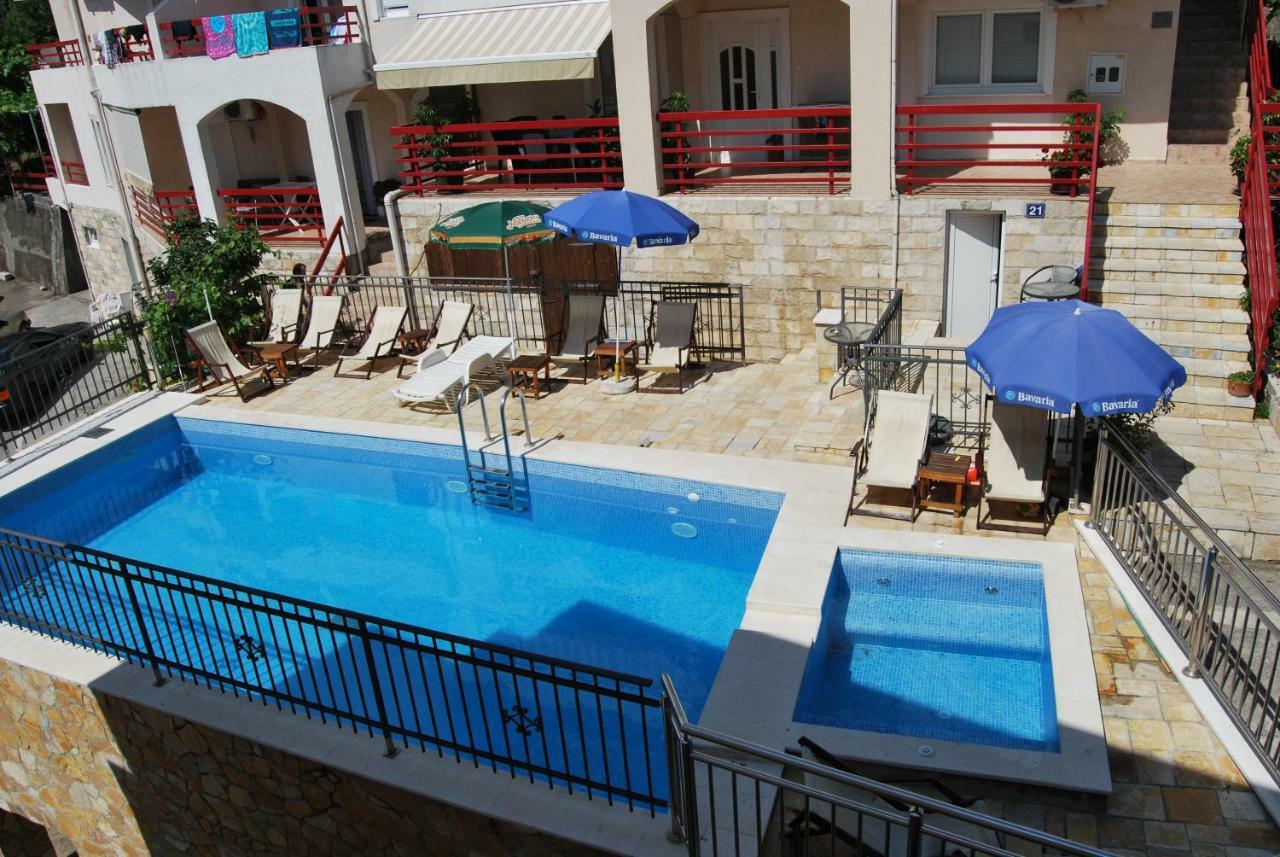 斯森迪克公寓式酒店 * Petrovac