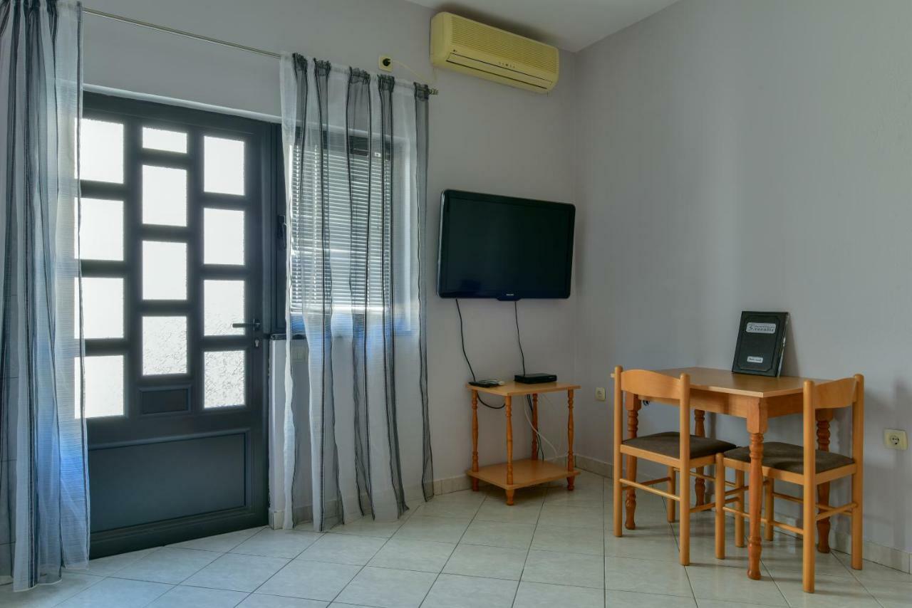 斯森迪克公寓式酒店 * Petrovac